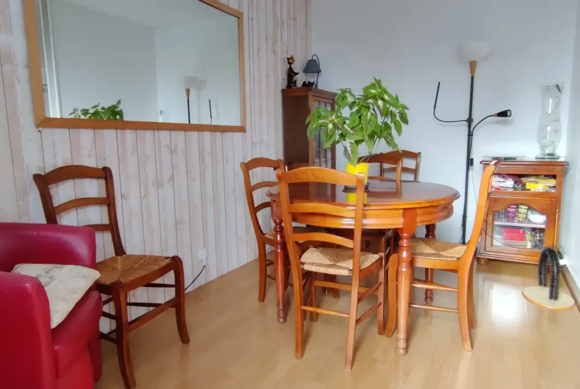 Appartement 5 pièces lumineux de 113.45 m² avec balcon à Elancourt 