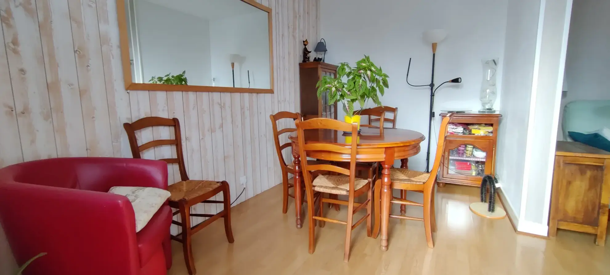 Appartement 5 pièces lumineux de 113.45 m² avec balcon à Elancourt 