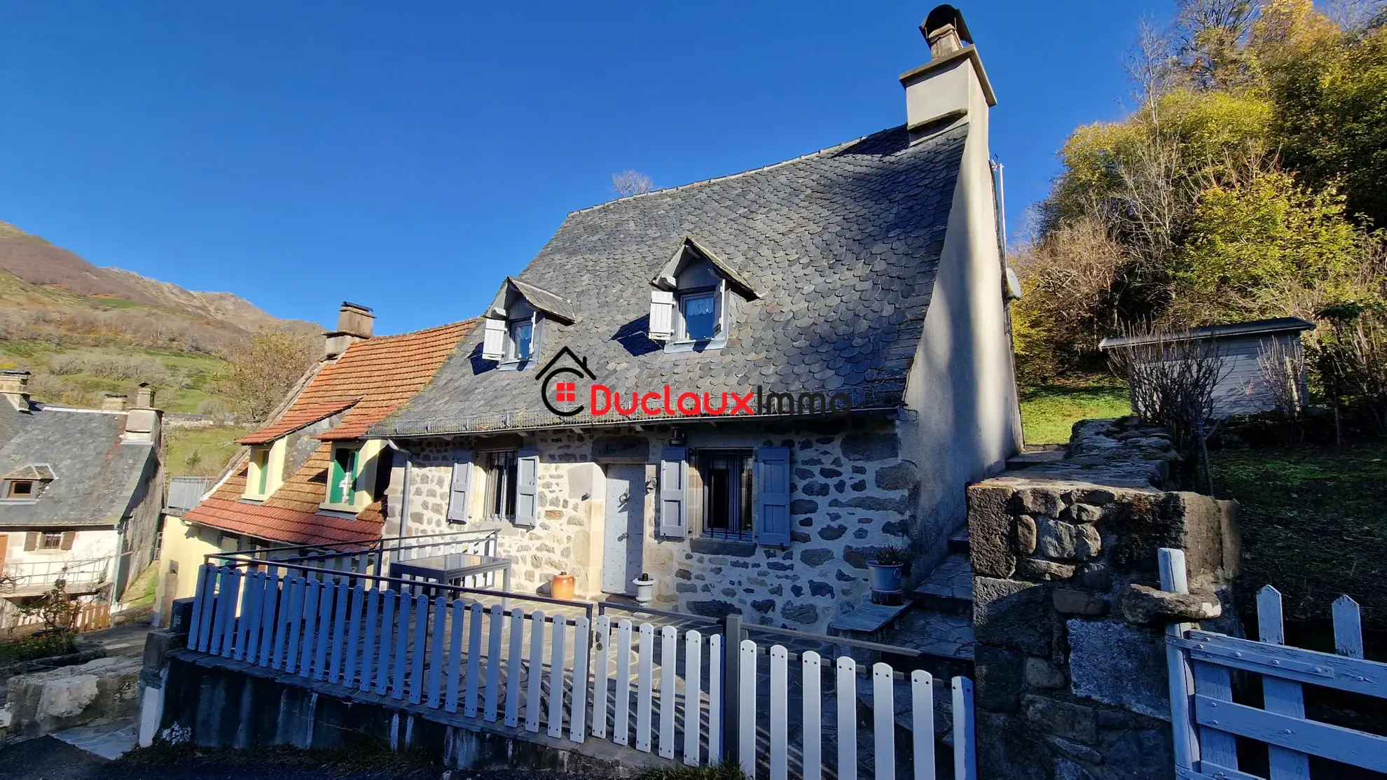 Maison ancienne rénovée à Mandailles au cœur de la vallée 