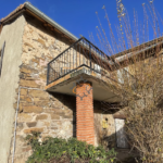 Vente maison en pierres à Broquiès avec terrasses et grand terrain