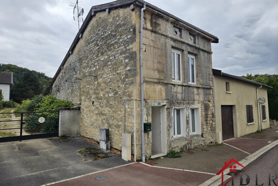 Charmante Maison Mitoyenne à Rupt - 66 m² avec Cour 