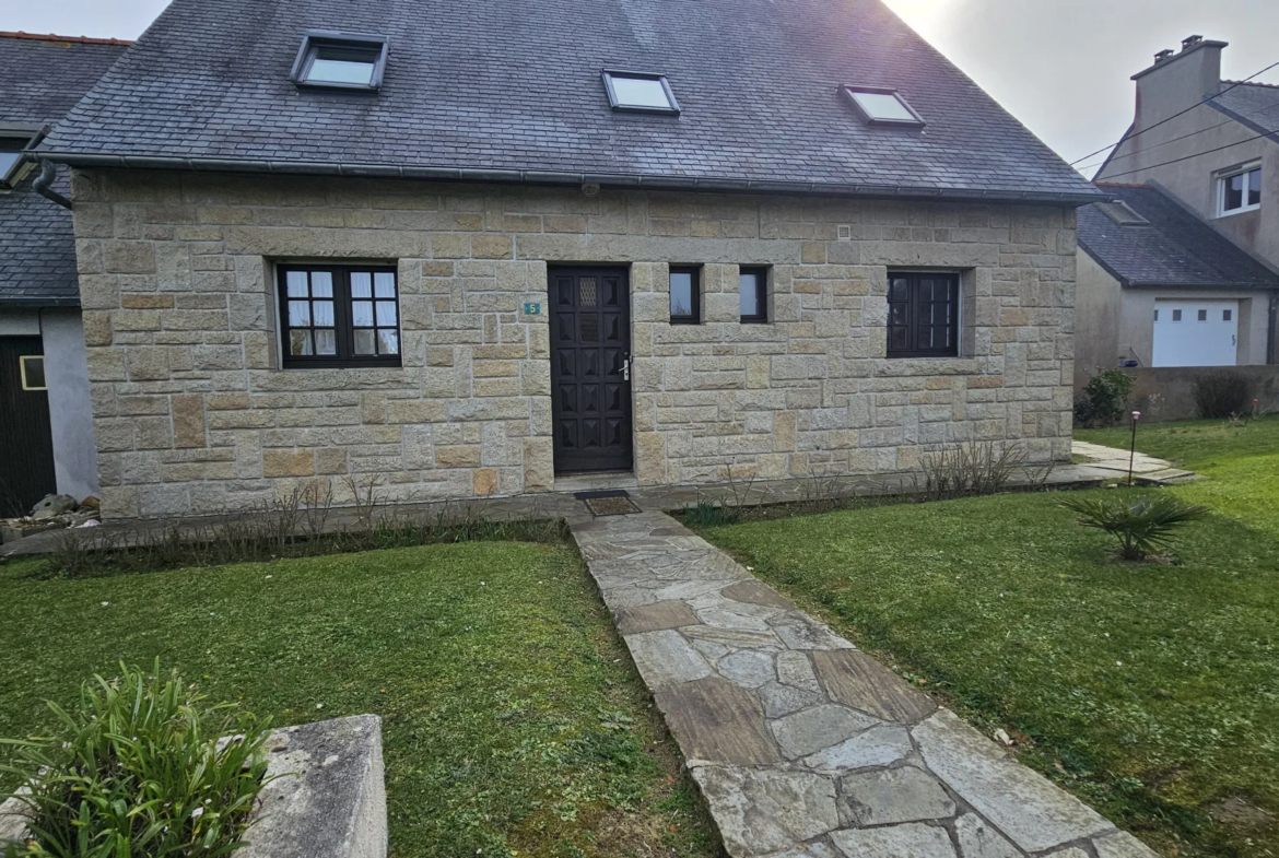 Maison proche plage et GR34 avec revenu locatif à Camaret sur mer 