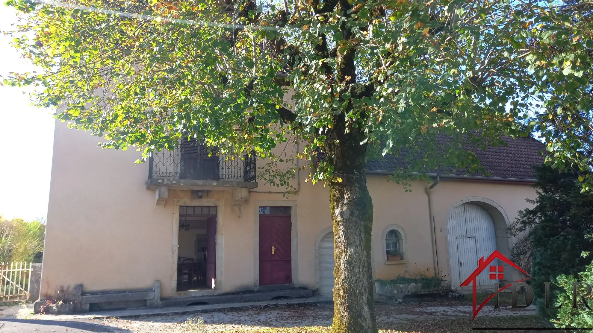 Ensemble immobilier à vendre à Crancot - 240 m² habitable 