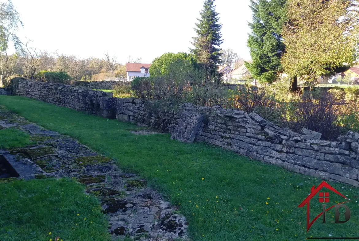 Ensemble immobilier à vendre à Crancot - 240 m² habitable 