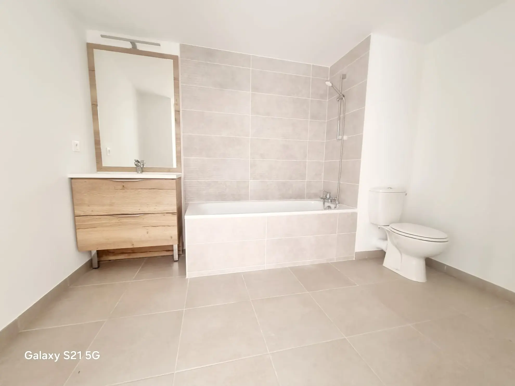 À vendre : Appartement T2 neuf à Istres - 44,80 m² 