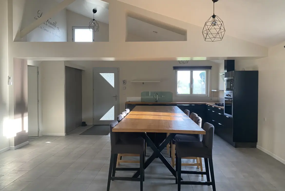 Maison rénovée moderne à vendre à Langon - 190 m² 