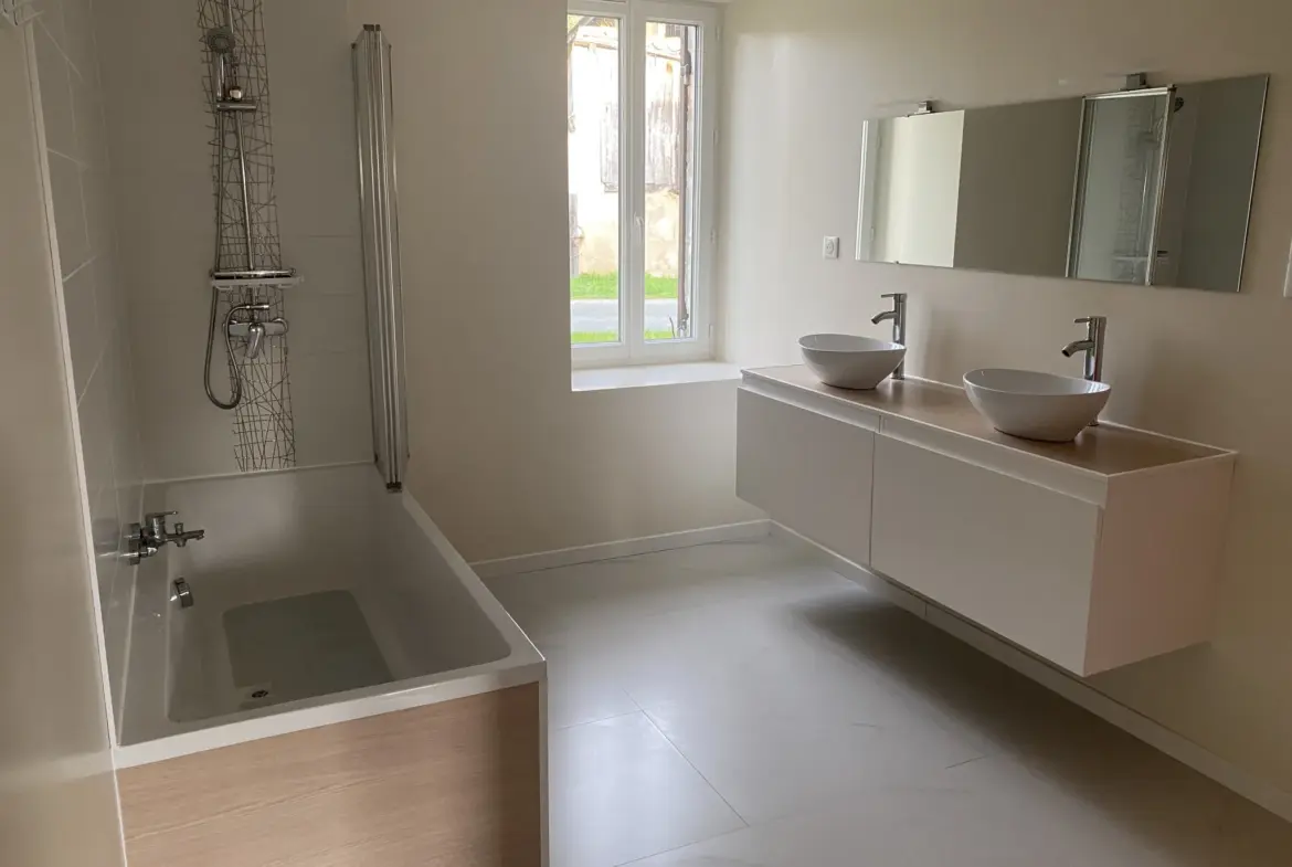 Maison rénovée moderne à vendre à Langon - 190 m² 