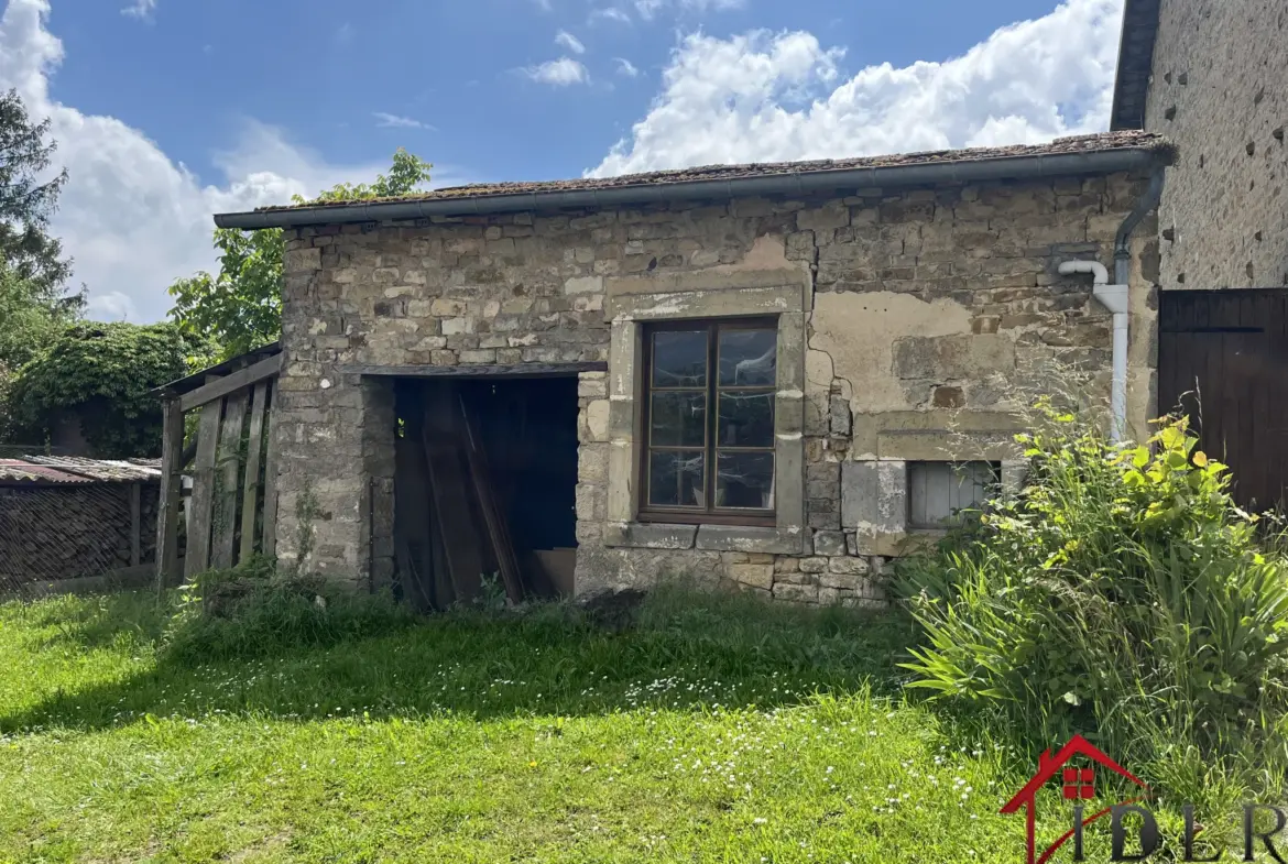 Maison de 170 m² avec dépendances à vendre à Serqueux 