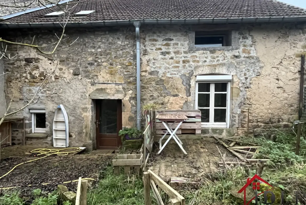 Maison de caractère à rénover - Terrain 224 m² à Breuvannes en Bassigny 