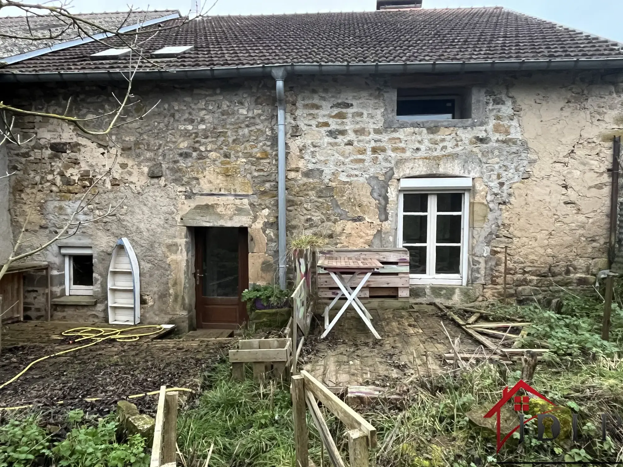 Maison de caractère à rénover - Terrain 224 m² à Breuvannes en Bassigny 