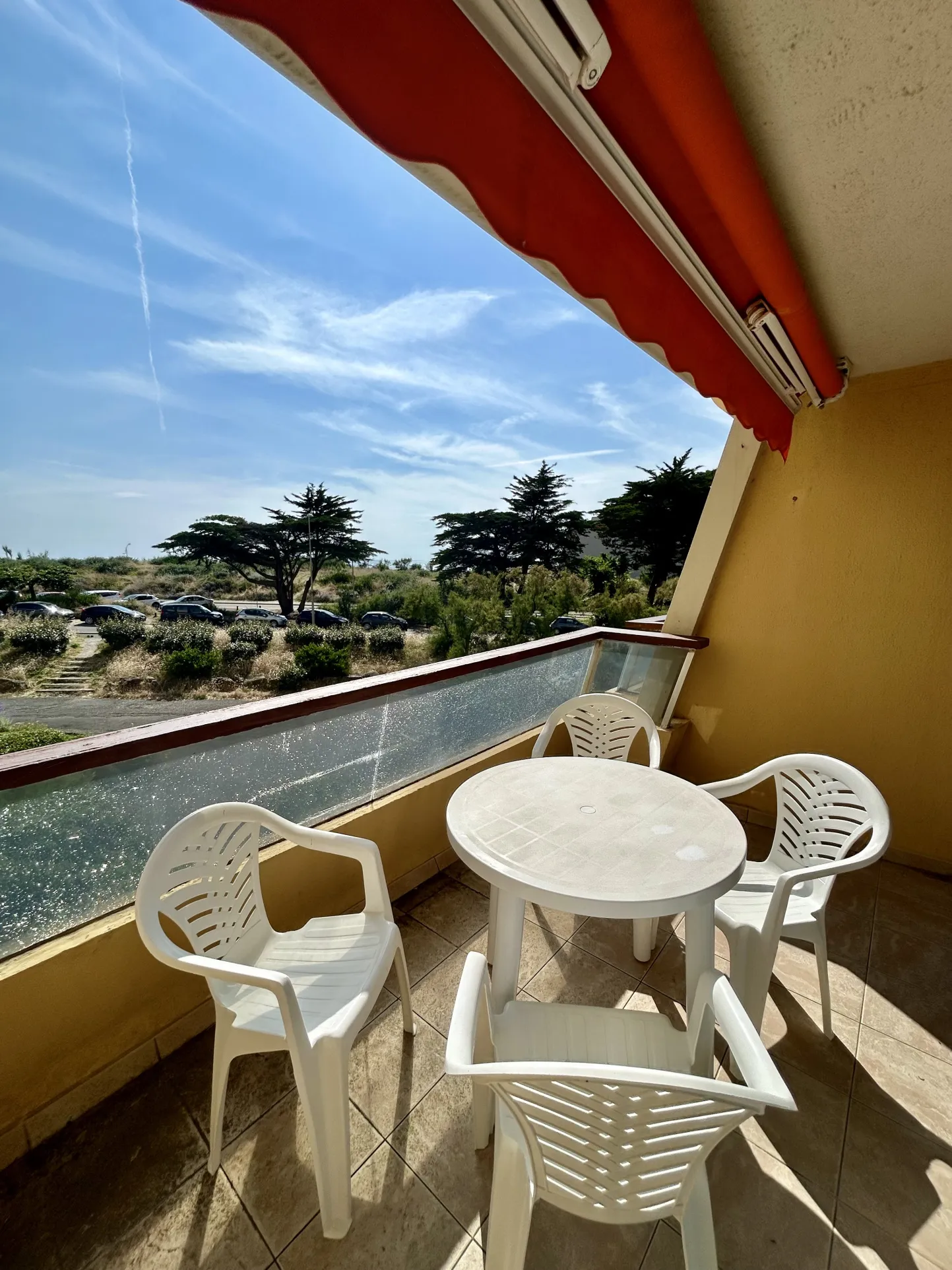 Studio avec Terrasse et Vue Mer à St Jean de Monts 