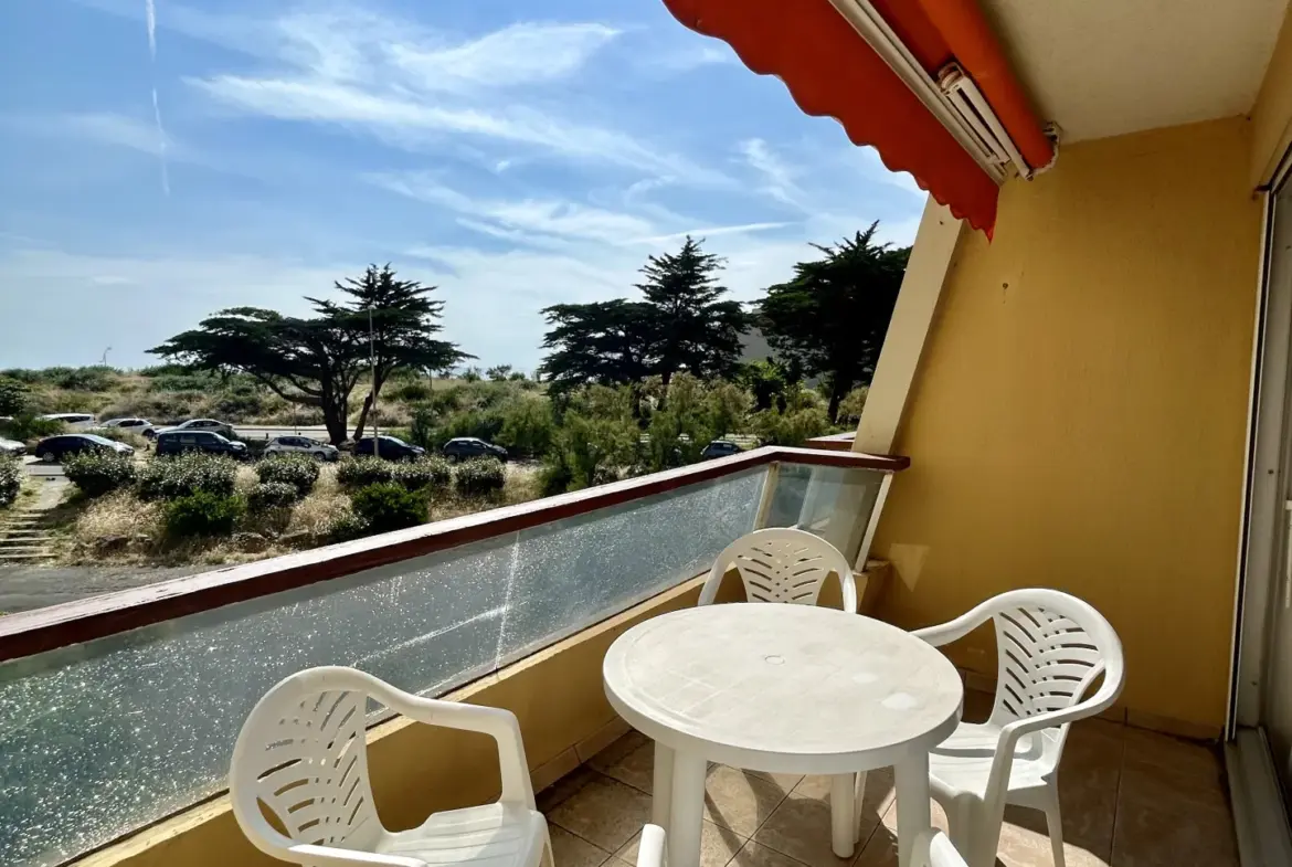 Studio avec Terrasse et Vue Mer à St Jean de Monts 