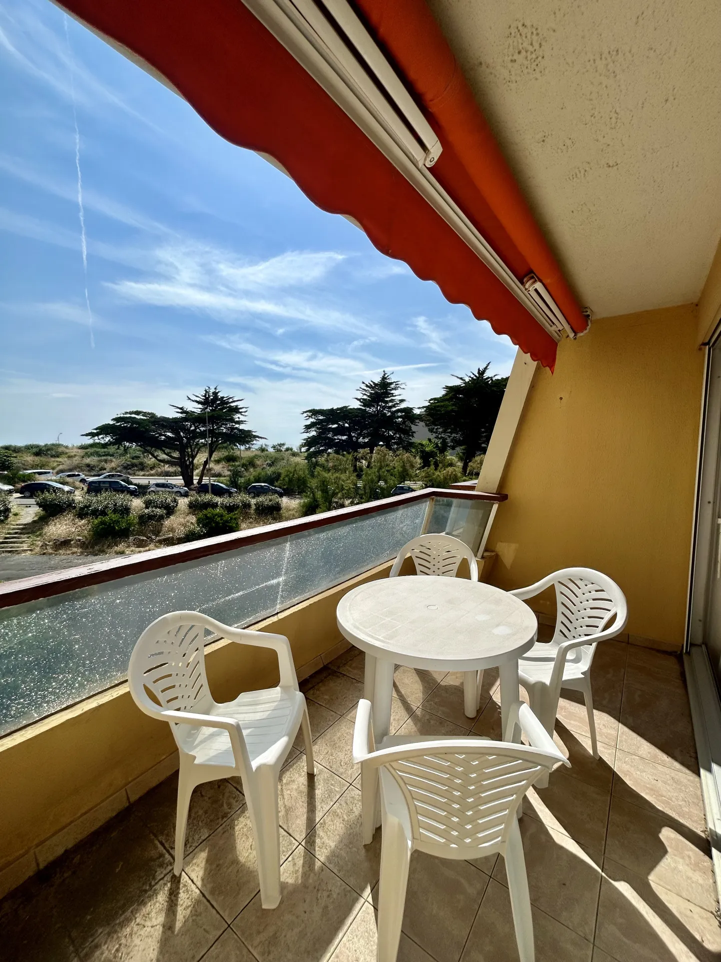 Studio avec Terrasse et Vue Mer à St Jean de Monts 