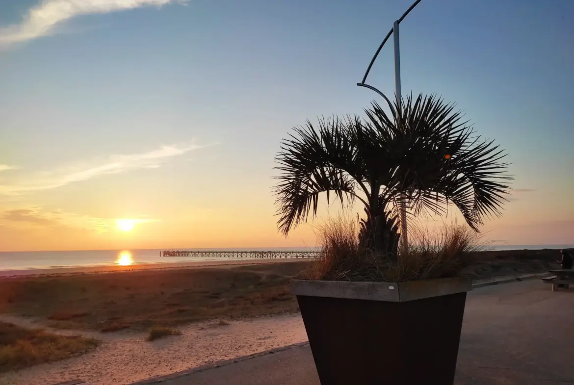 Studio avec Terrasse et Vue Mer à St Jean de Monts 