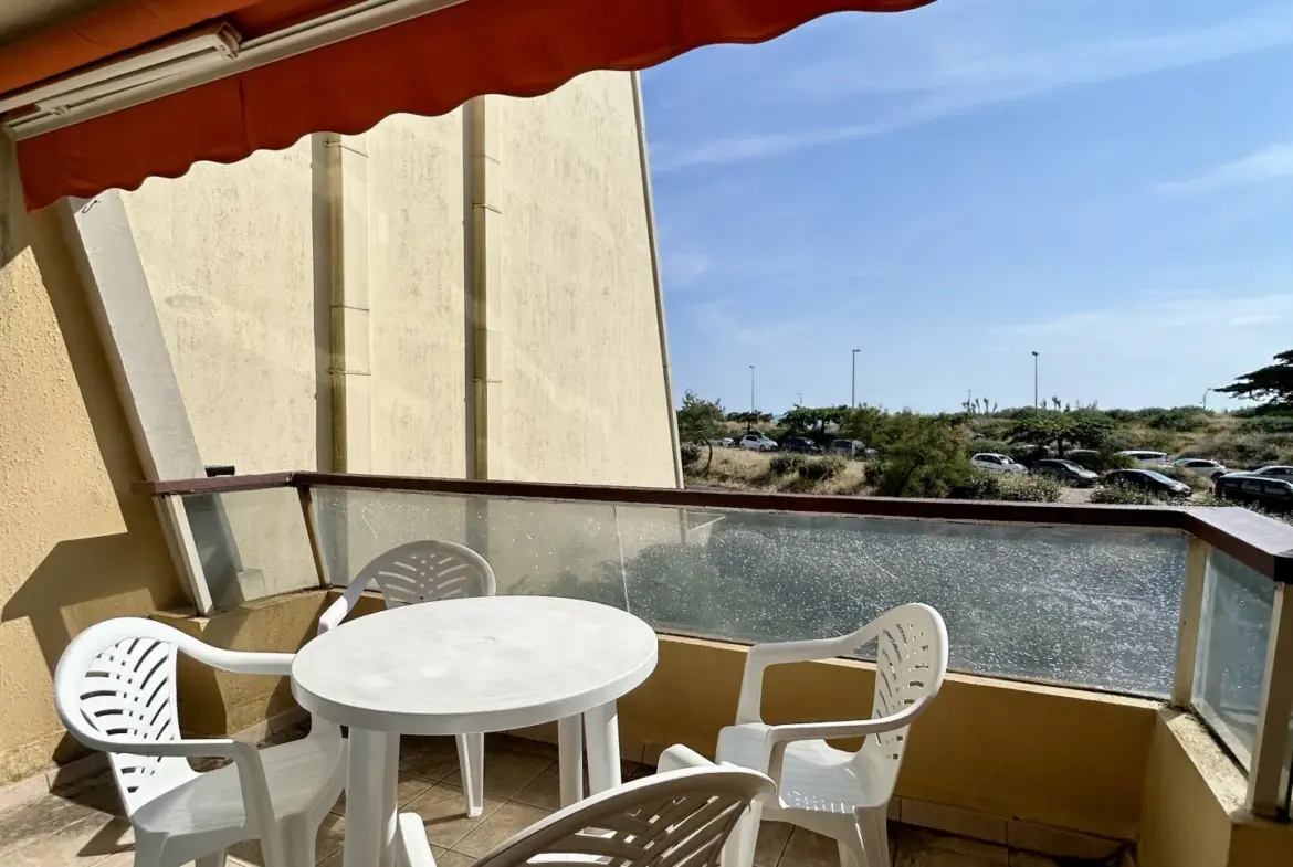 Studio avec Terrasse et Vue Mer à St Jean de Monts 