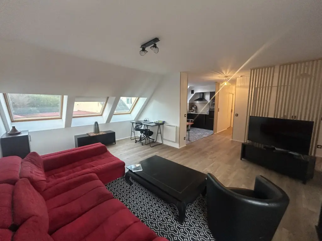 À vendre : Appartement F3 de 71 m² à Étampes, entièrement refait à neuf