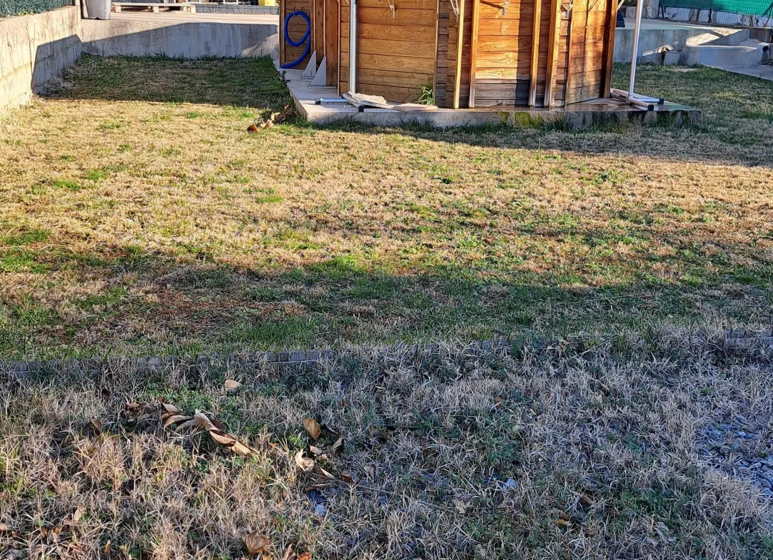 Maison familiale T4 avec jardin et piscine à Arles sur Tech 