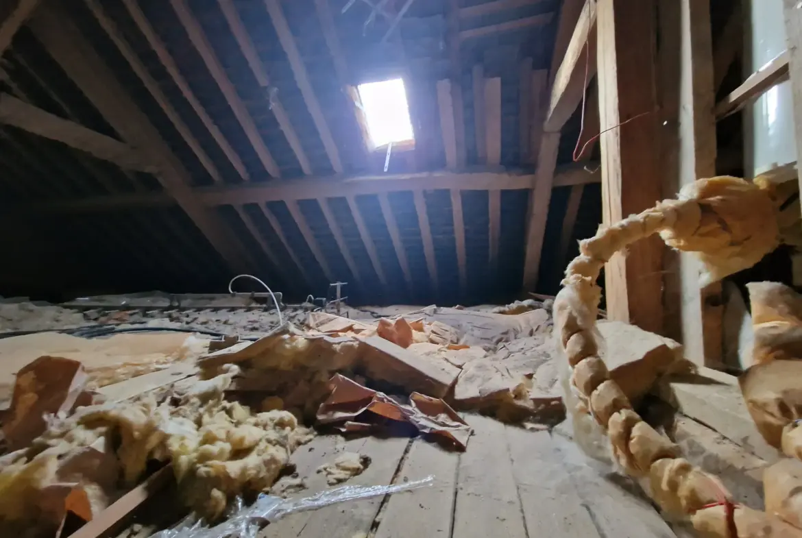 Maison rénovée à Saint-Pierre-en-Auge avec jardin et garage 