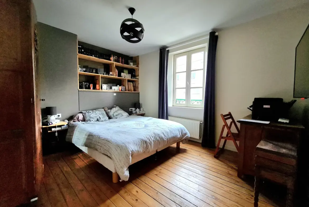 Maison rénovée à vendre à Vimoutiers, 3 chambres, proche des commodités 