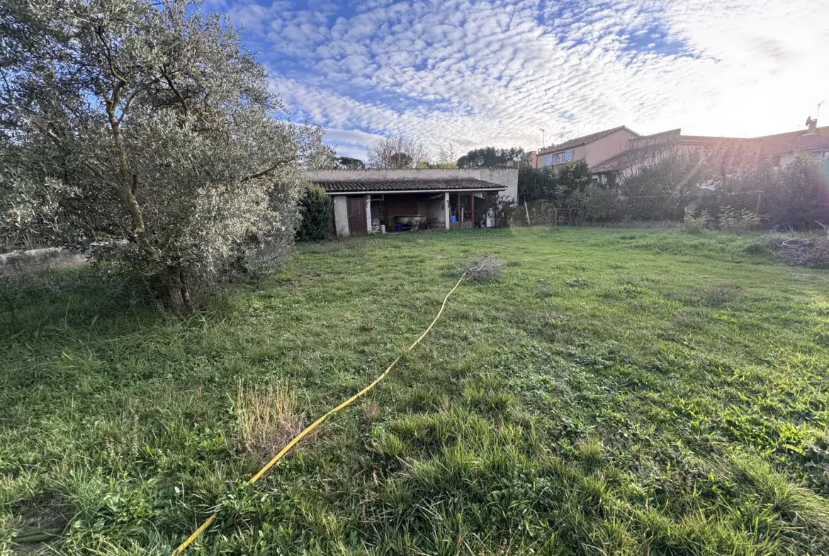 Terrain constructible à vendre sur Peyrolles en Provence 