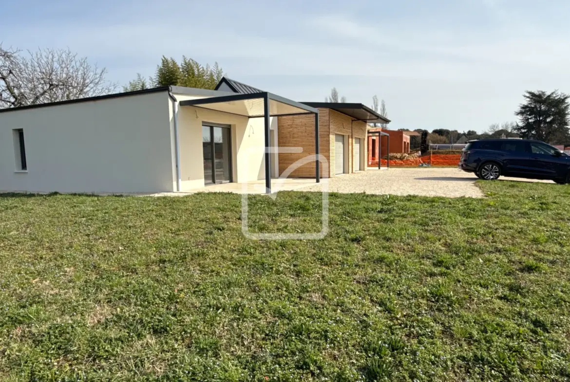 Villas T3 neuves avec jardin à Salignac-Eyvigues 