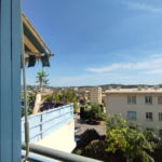 Appartement T4 lumineux avec terrasse et garage à Toulon Est