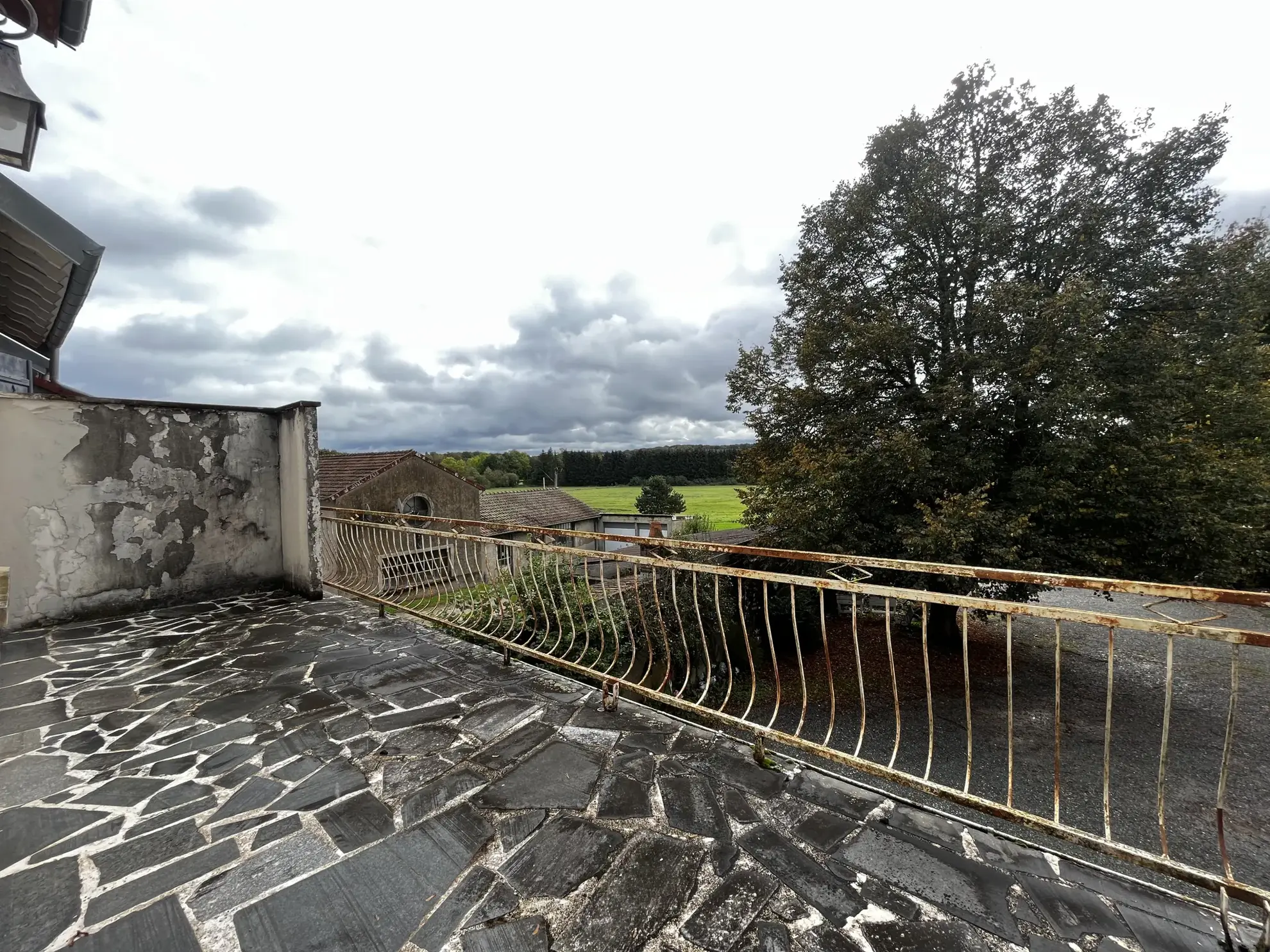 Appartement T3 lumineux à vendre à Bavilliers avec terrasse et garage 