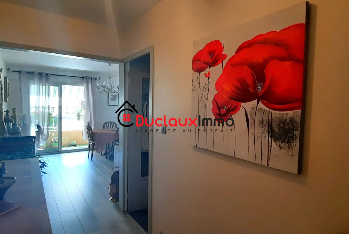 Appartement de 98 m² avec balcon, cave et parking à Aurillac 