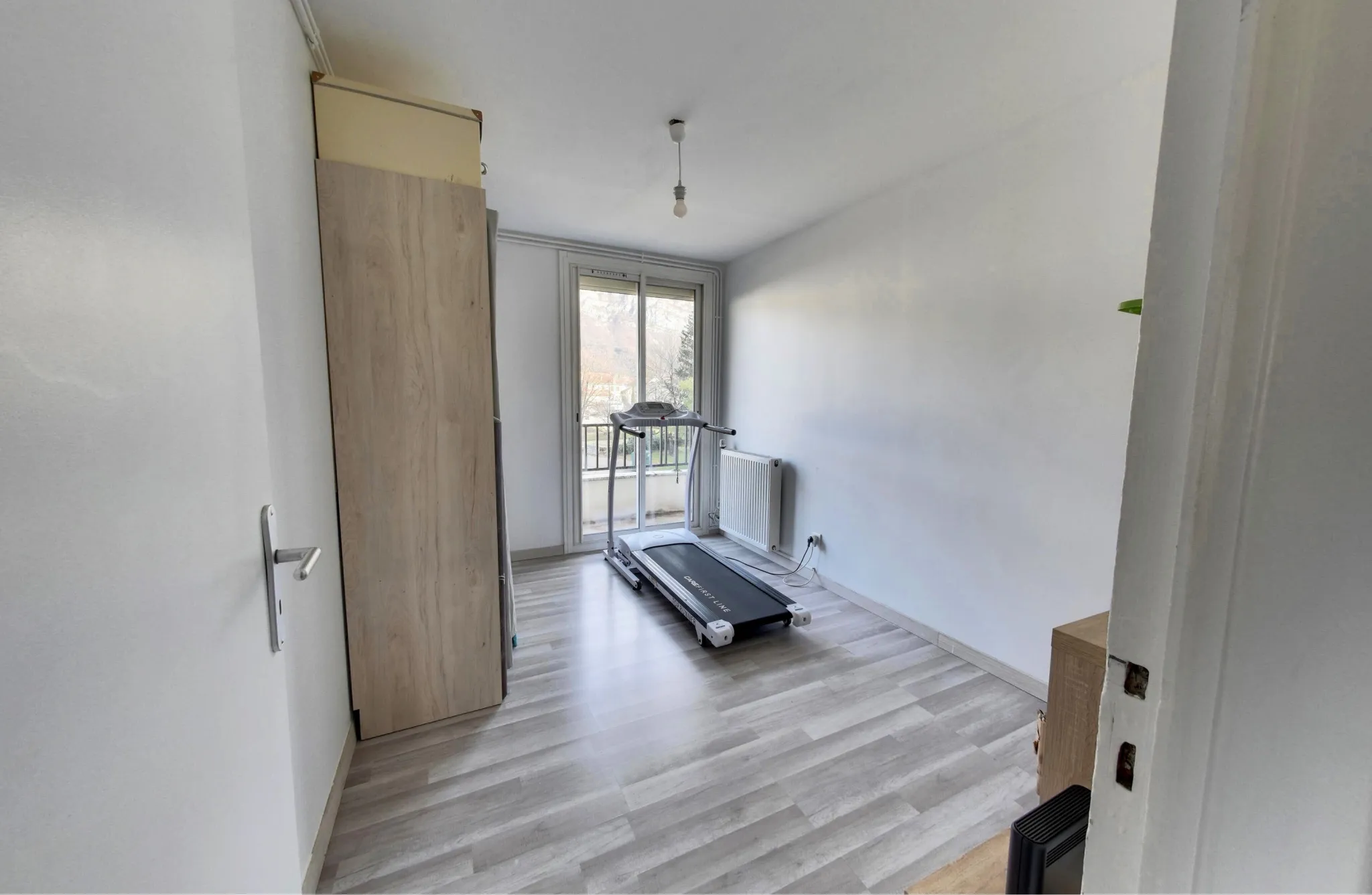 Vente appartement T5 avec balcon et vue sur montagnes à Saint Égrève 