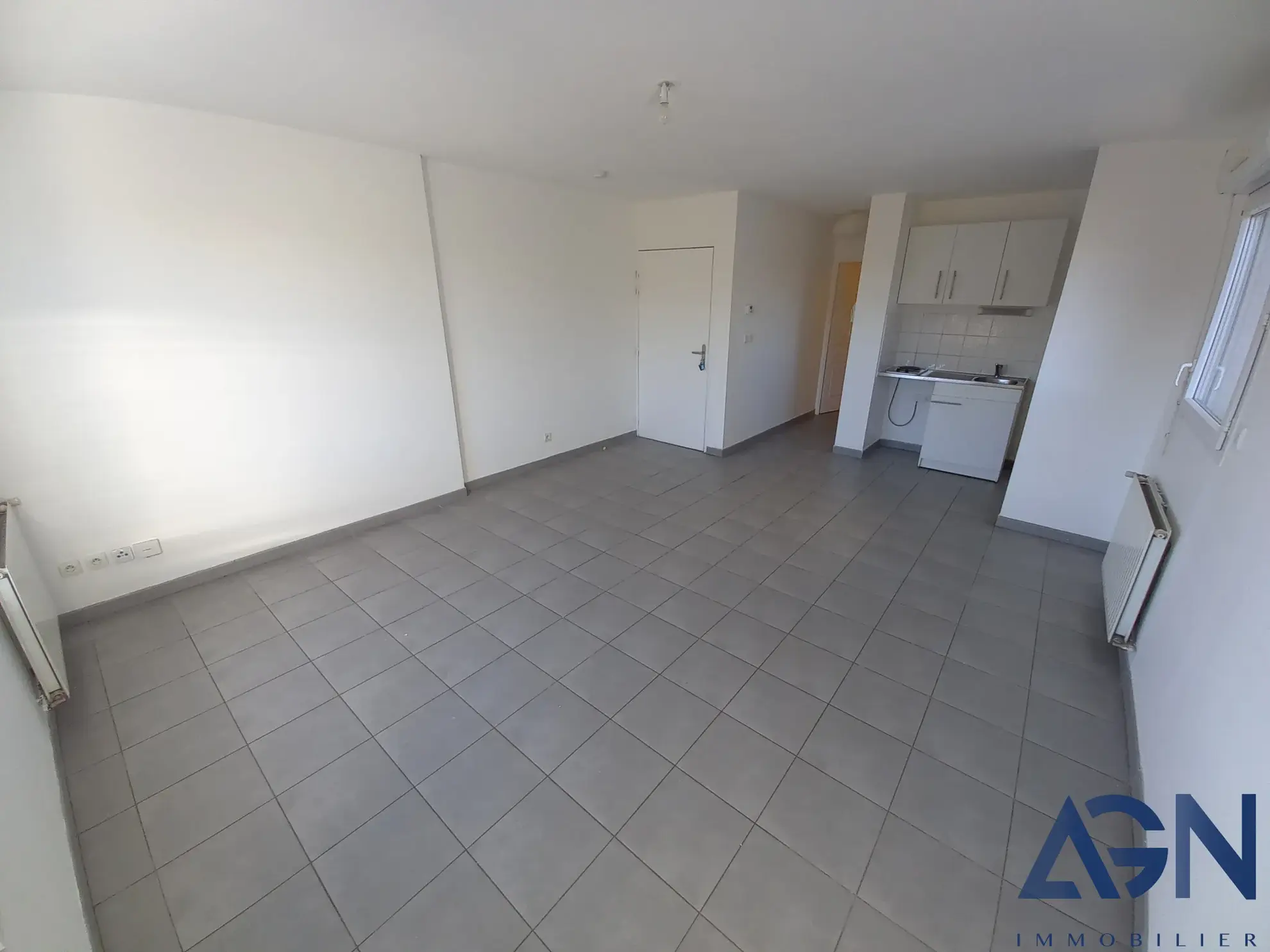 À vendre : Appartement T1 de 33,27 m² avec garage quartier Pas du Loup Montpellier 