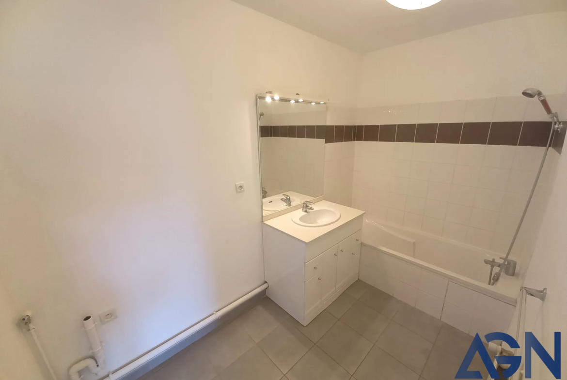 À vendre : Appartement T1 de 33,27 m² avec garage quartier Pas du Loup Montpellier 