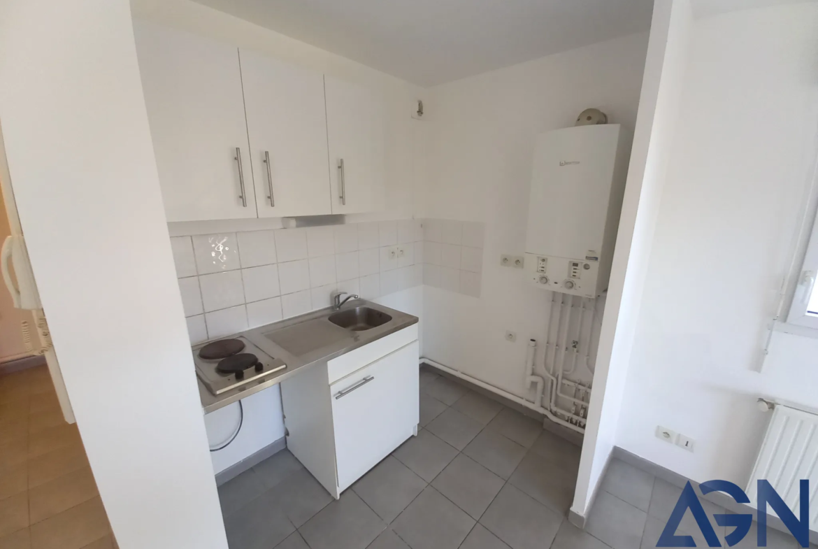 À vendre : Appartement T1 de 33,27 m² avec garage quartier Pas du Loup Montpellier 