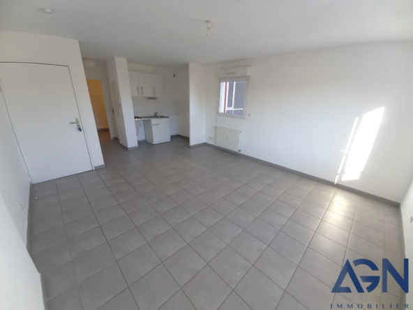 À vendre : Appartement T1 de 33,27 m² avec garage quartier Pas du Loup Montpellier