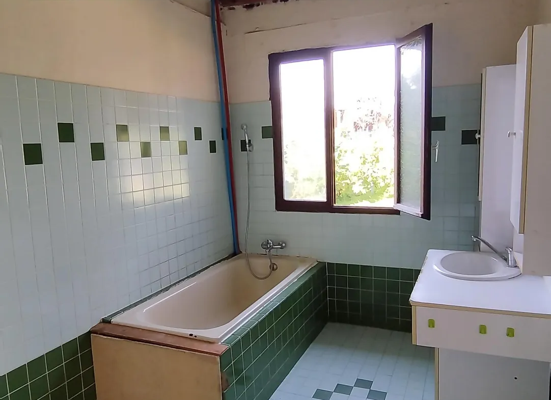 Maison de 85 m² à rénover avec jardin au calme près de Toulouse 