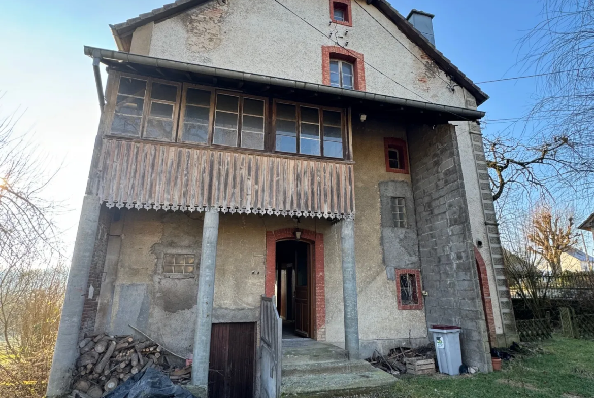 Ancien moulin à rénover à Montreux-Château 