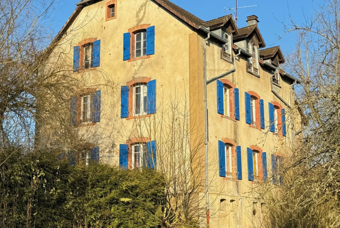 Ancien moulin à rénover à Montreux-Château 