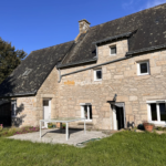 Maison en pierres rénovée à Guern, Bretagne