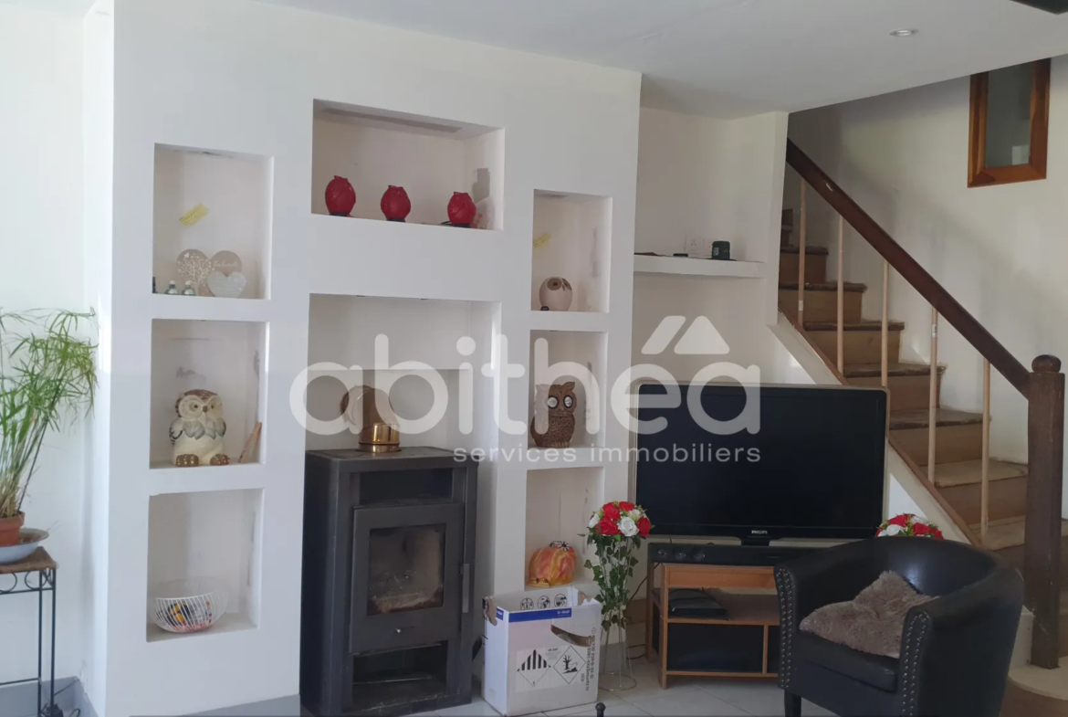 Maison rénovée de 123 m² à vendre à Genouillac 