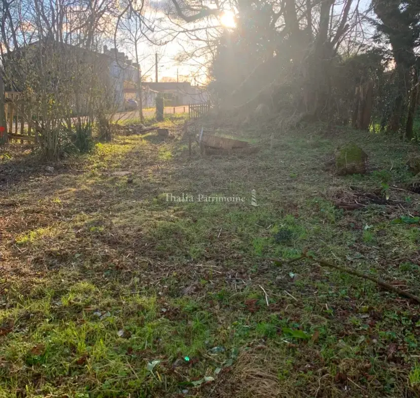 Terrain Constructible à Vendre à Corcoué-sur-Logne 