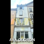 Immeuble à vendre à Oloron, entièrement loué