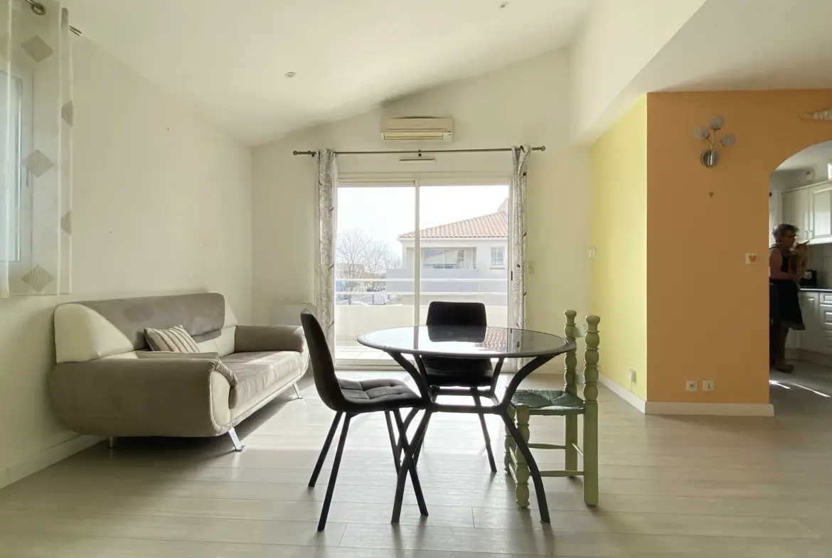 Appartement T4 avec terrasse et garage à Perpignan Sud 