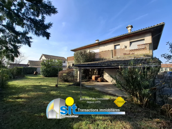 Maison traditionnelle à vendre à Saint-Clair-du-Rhône - 235000 EUR