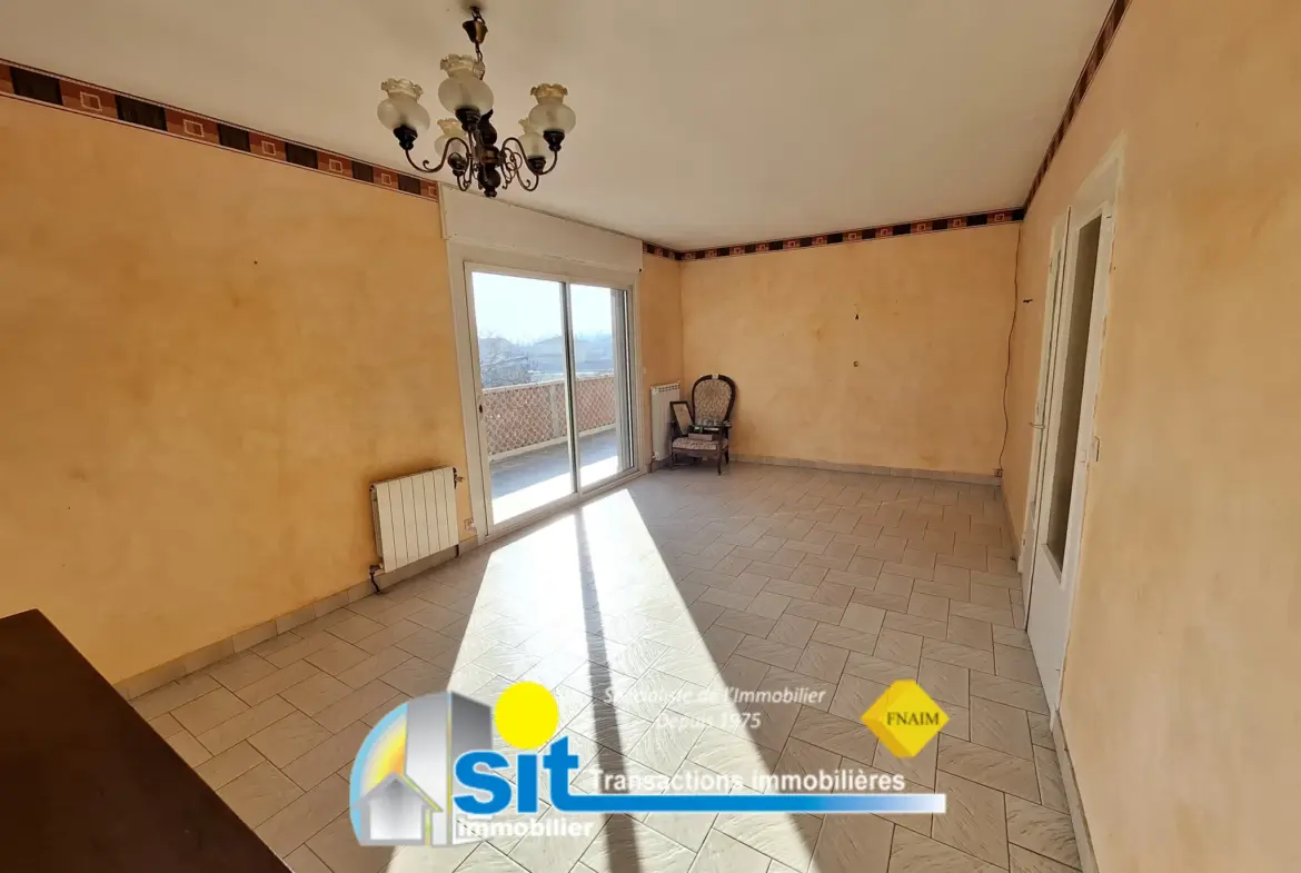 Maison traditionnelle à vendre à Saint-Clair-du-Rhône - 235000 EUR 