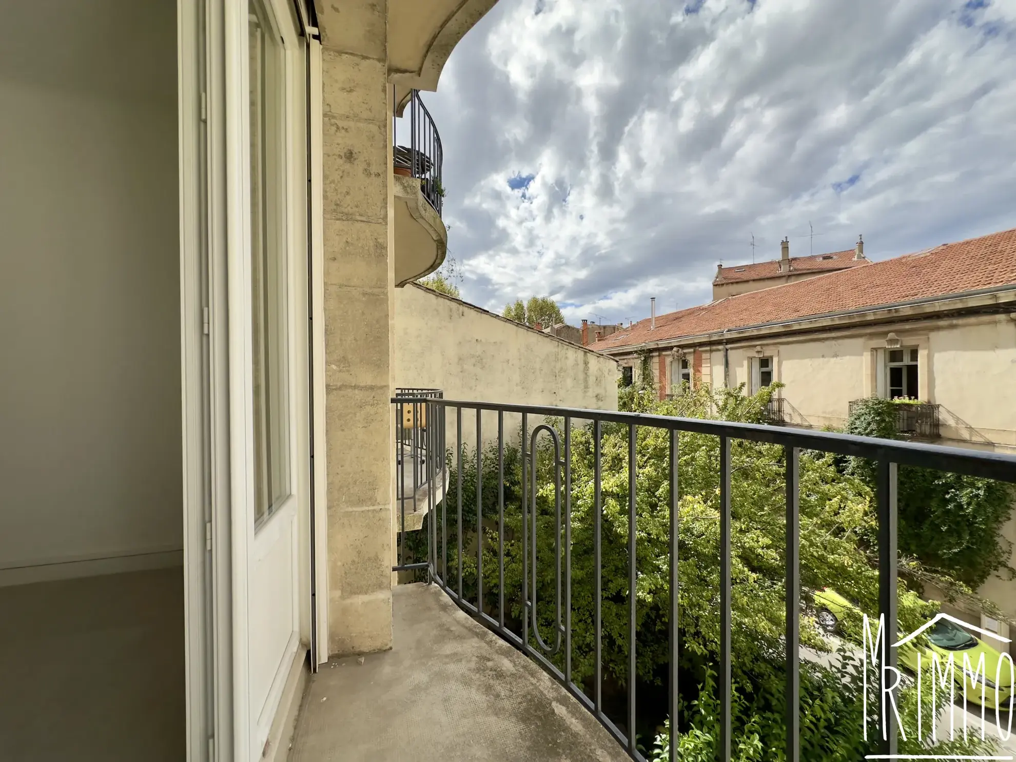 Appartement T3 lumineux et rénové à la place Carnot, Montpellier 