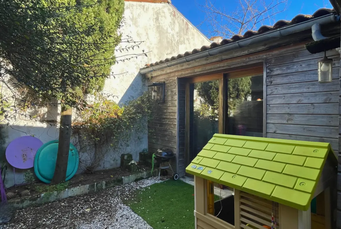 Maison de plain-pied au cœur de Cognac à vendre 