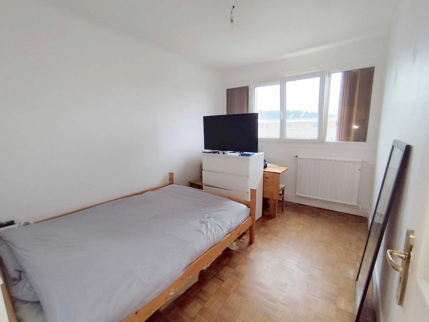 Appartement lumineux 3/4 pièces à vendre à Neuilly sur Marne 