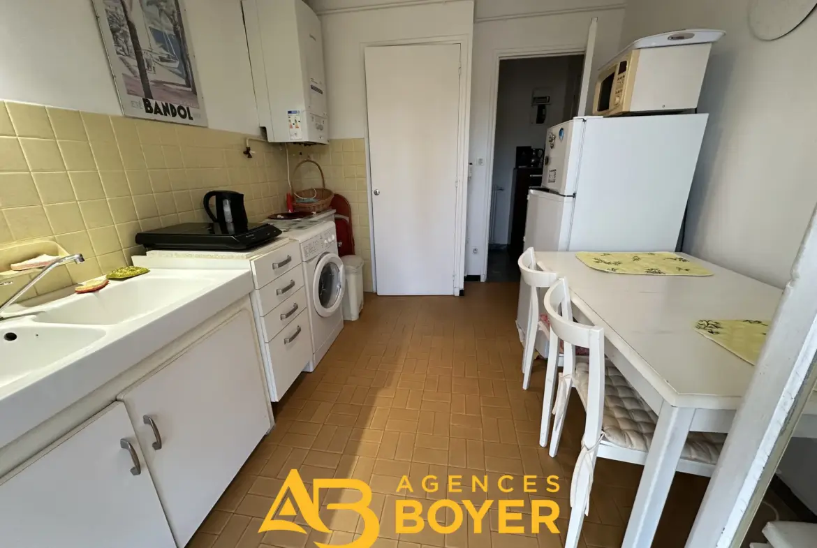 Appartement T2 de 51 m² à Bandol avec Vue Mer 