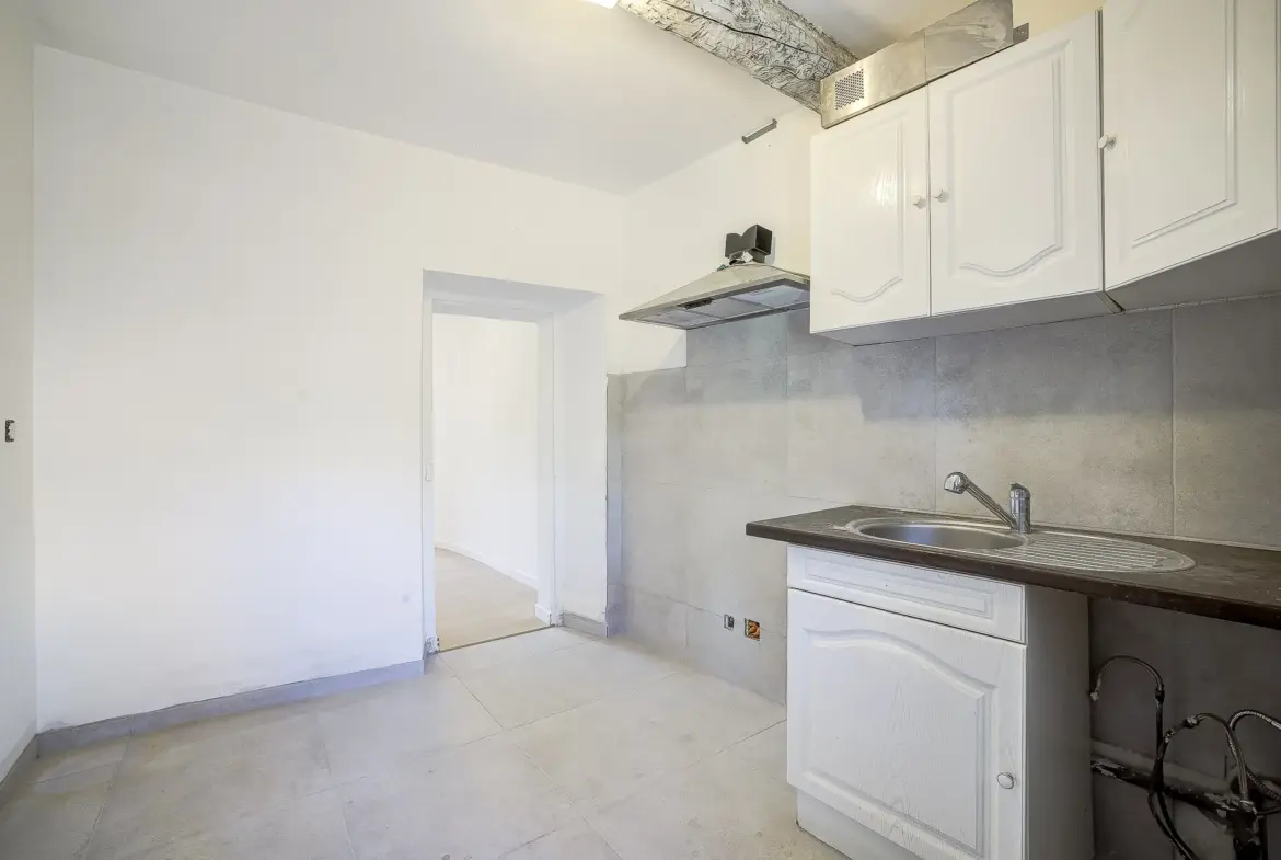 Bel appartement rénové à La Colle sur Loup avec vue sur Saint Paul 