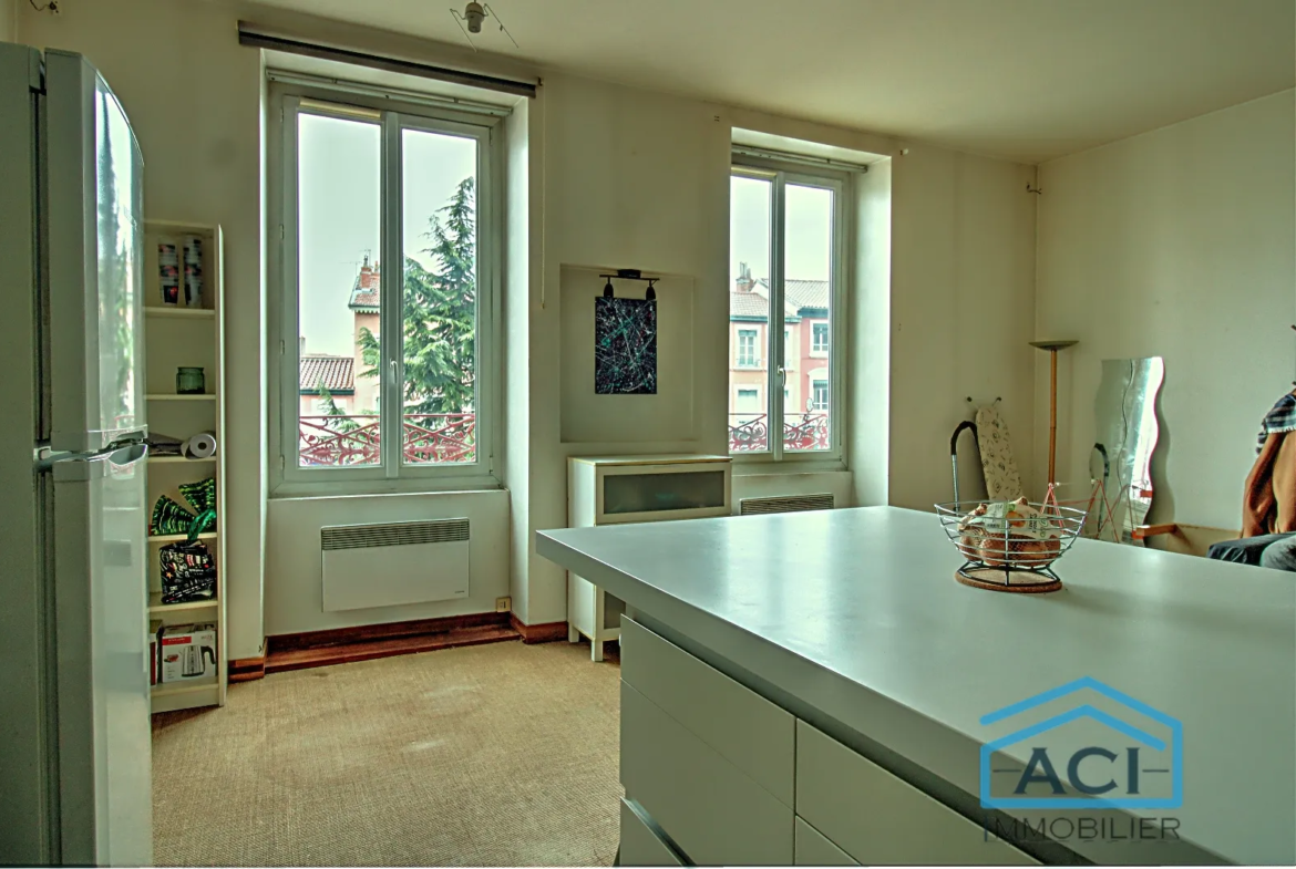 Spacieux Appartement T1 de 52,12 m² à Villeurbanne - 185 000 € 