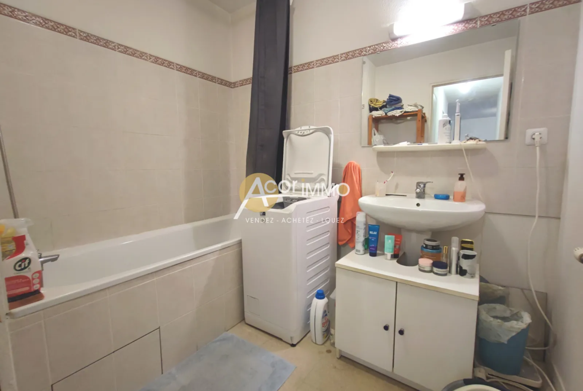 À vendre : Appartement T2 de 47 m² avec terrasse à Toulon, secteur St Jean 